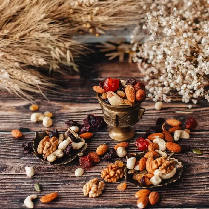 Мікс якісних горіхів та сухофруктів 500 г